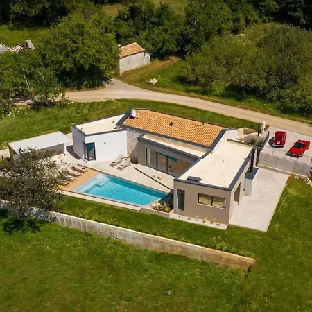 Zel Holiday home