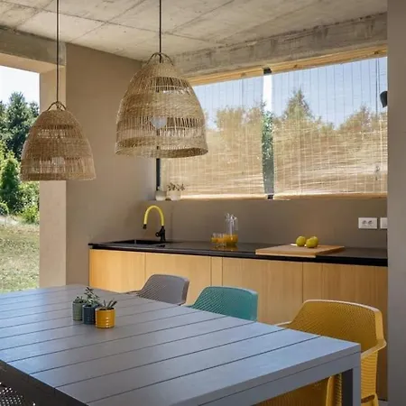Zel Holiday home Pazin